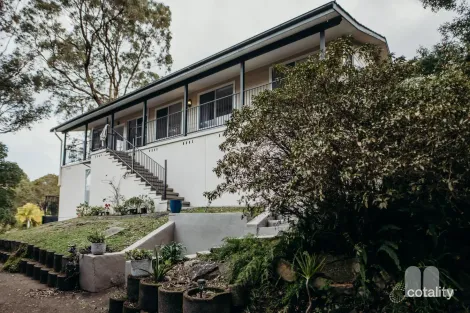 Property photo of 18 Taranaki Place Macquarie Hills NSW 2285