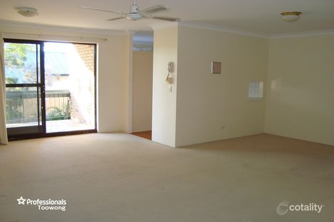 Property photo of 2/128 Central Avenue Indooroopilly QLD 4068
