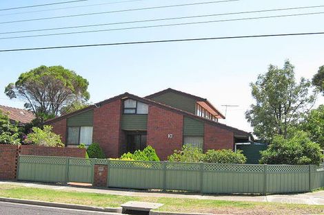 10 Merrivale Ave, Sunshine West, VIC 3020