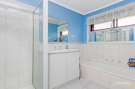 Property photo of 18 Mary Street Hampton Park VIC 3976