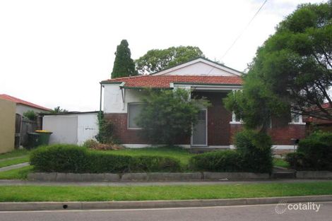 2 YABSLEY AVE, ASHFIELD, NSW 2131