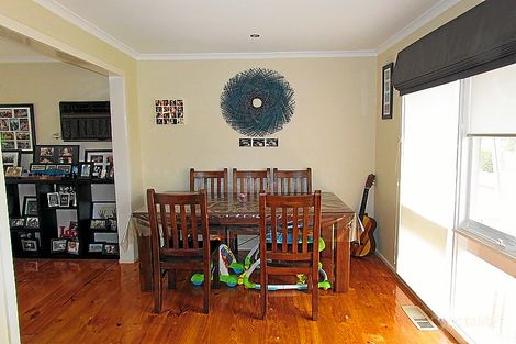 Property photo of 22 Quail Crescent Melton VIC 3337