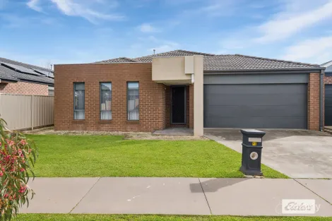 90 BASSETT DR, STRATHFIELDSAYE, VIC 3551