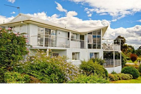Property photo of 17 Macrobertsons Terrace Claremont TAS 7011