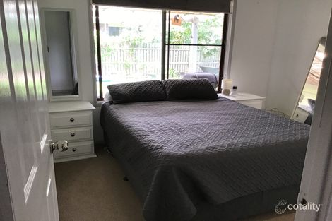 Property photo of 28 Cassandra Crescent Urangan QLD 4655