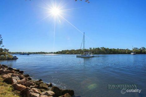 Property photo of 41 Hilton Esplanade Tewantin QLD 4565