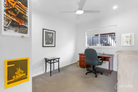 Property photo of 5 Cooee Crescent Macleay Island QLD 4184