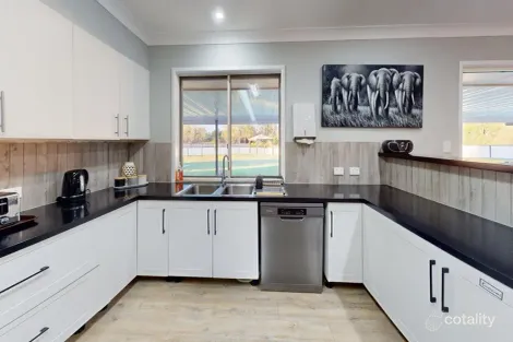 Property photo of 35 Rutherford Road Withcott QLD 4352