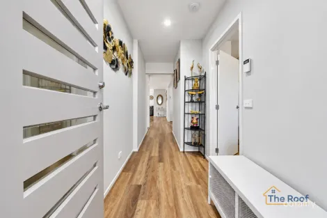 Property photo of 34 Springbrook Parkway Cobblebank VIC 3338