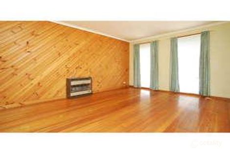 Property photo of 32 Ripplebrook Drive Broadmeadows VIC 3047