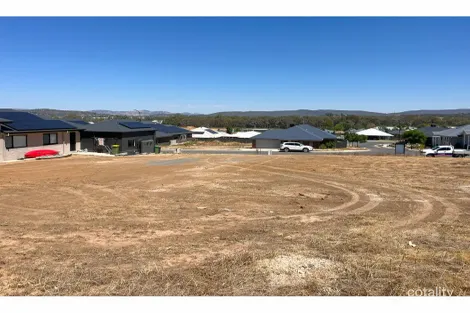 29 Whitewater Tce, Thurgoona, NSW 2640