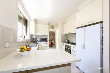 Property photo of 7 Cananga Court Mill Park VIC 3082