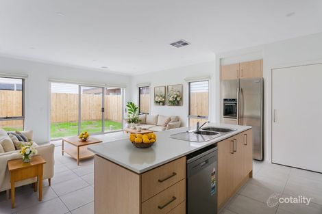 Property photo of 17 Mitiamo Street Eynesbury VIC 3338