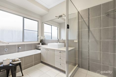 Property photo of 2 Pendrea Close Kleinton QLD 4352