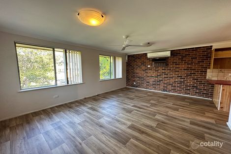 Property photo of 39 Wendy Drive Point Clare NSW 2250