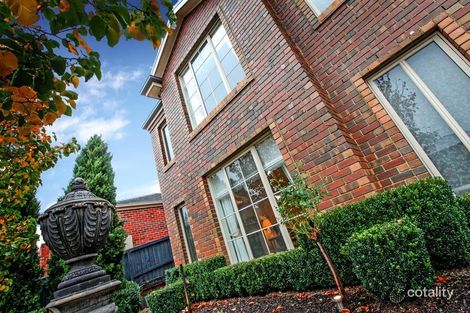 Property photo of 76 Clare Boulevard Greenvale VIC 3059