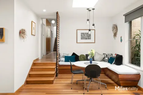 Property photo of 4 Caerleon Court Eaglemont VIC 3084