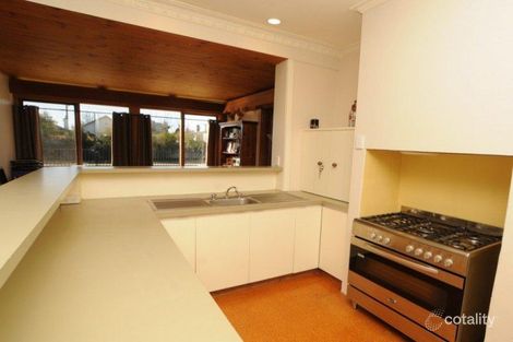 Property photo of 34 Steane Street Wangaratta VIC 3677