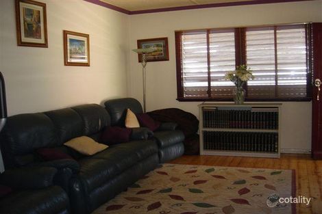 Property photo of 64 Gleeson Crescent Harlaxton QLD 4350