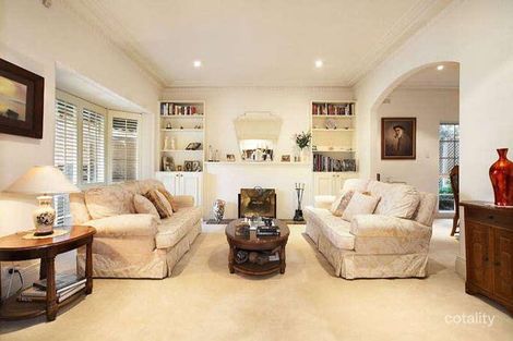 Property photo of 11 Charles Street Hampton VIC 3188
