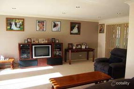 Property photo of 8 Riverpark Way Horsley NSW 2530