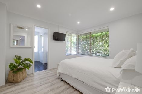 Property photo of 19 Kiandra Parade Ballajura WA 6066