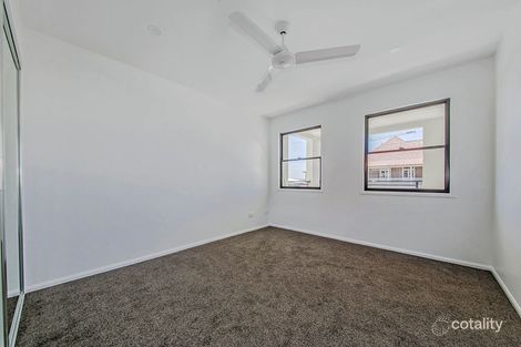Property photo of 72 Pine Street Wynnum QLD 4178