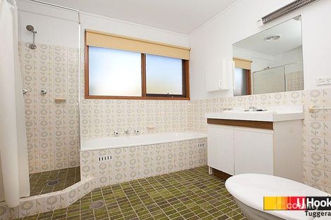 Property photo of 1/4 Hodgson Place Pearce ACT 2607