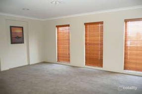 Property photo of 3 Esquire Place Tarneit VIC 3029