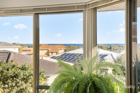 Property photo of 8 Atwick Place Coogee WA 6166