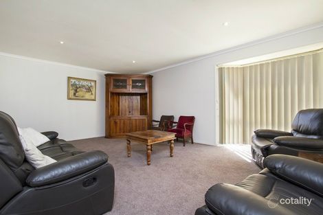 Property photo of 42 Sassafras Drive Sunbury VIC 3429