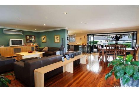 Property photo of 8 Wychwood Place Castle Hill NSW 2154