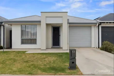 13 DESIREE ST, MUNNO PARA, SA 5115