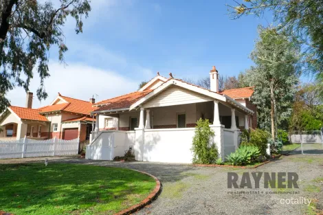 40 WOODSOME ST, MOUNT LAWLEY, WA 6050