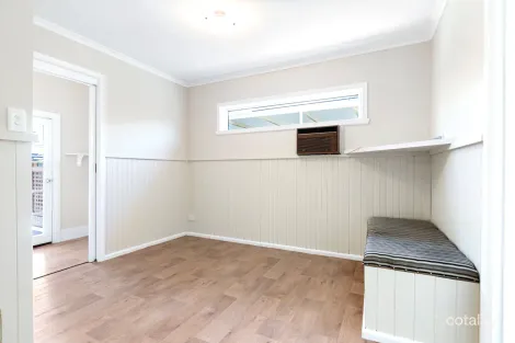 Property photo of 22 Schubert Crescent Wodonga VIC 3690