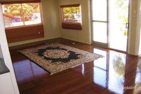 Property photo of 32 Seaview Street Brighton QLD 4017
