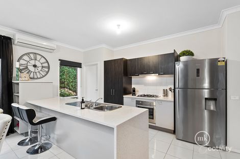 Property photo of 8 Bedervale Loop Doreen VIC 3754