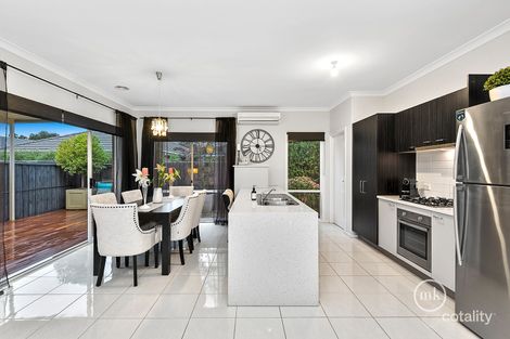 Property photo of 8 Bedervale Loop Doreen VIC 3754