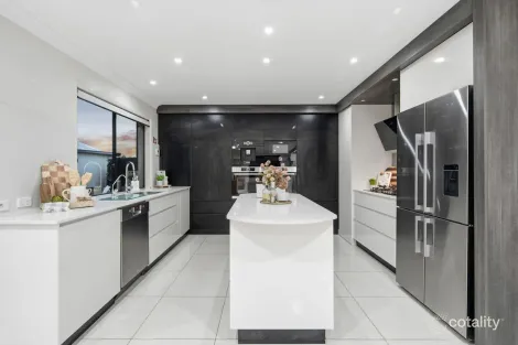 Property photo of 30 Balgowlah Street Wakerley QLD 4154