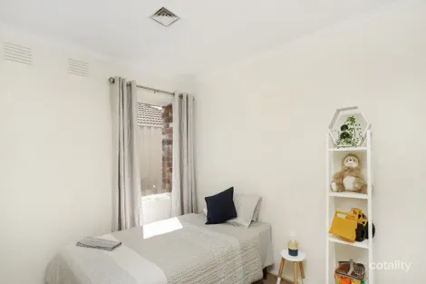 Property photo of 23 Purchas Street Werribee VIC 3030