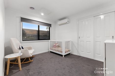 Property photo of 2/163 Dandelion Drive Rowville VIC 3178