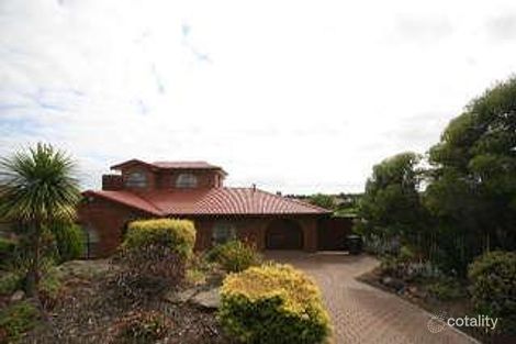 30 Ragamuffin Dr, Hallett Cove, SA 5158
