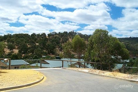 30 Barranduna Dr, Mount Nasura, WA 6112