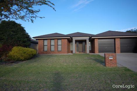 Property photo of 29 Warambee Street Glenfield Park NSW 2650