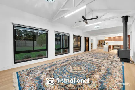 Property photo of 51-52 Carolyn Close Narre Warren North VIC 3804