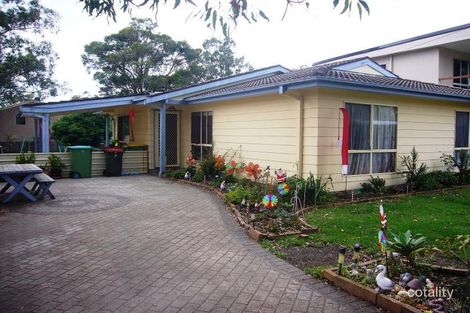 12 Dale Ave, Chain Valley Bay, NSW 2259