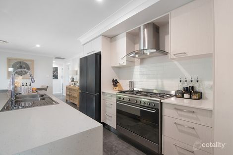 Property photo of 4 Japonica Place Orange NSW 2800