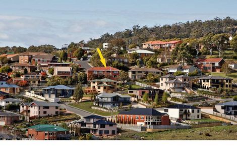 Property photo of 33 Susan Parade Lenah Valley TAS 7008