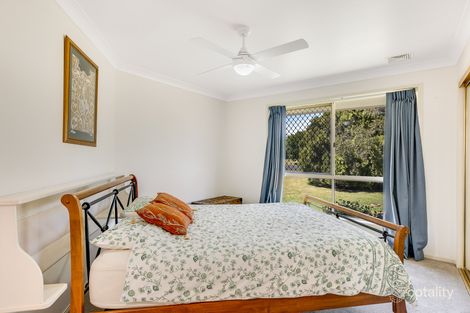 Property photo of 15 Crusader Court Wilsonton QLD 4350