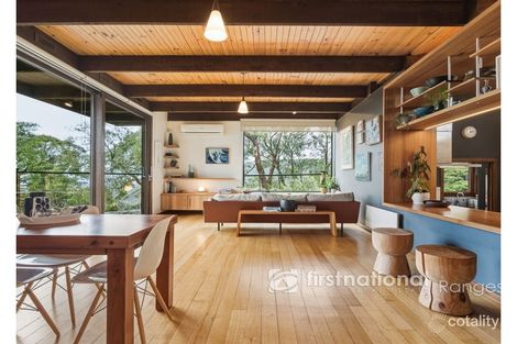 29 HUGHES ST, UPWEY, VIC 3158